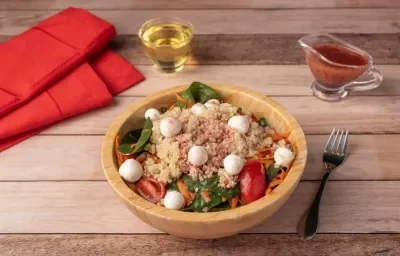 Ensalada de Quinoa y Espinaca