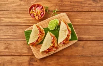 Quesadilla de pollo pibil Quesadilla de pollo pibil