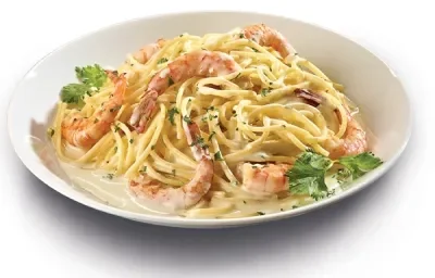 Pasta con camarón en salsa de miel Pasta con camarón en salsa de miel