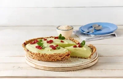 Postre frío de aguacate con queso Postre frío de aguacate con queso