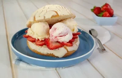 Conchas rellenas de helado Conchas rellenas de helado