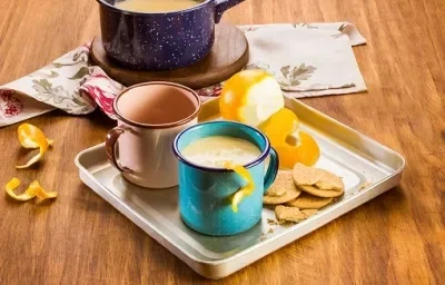 Atole de naranja con galleta deslactosado