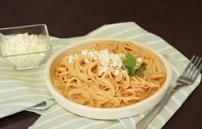 Espagueti con salsa de chipotle Espagueti con salsa de chipotle