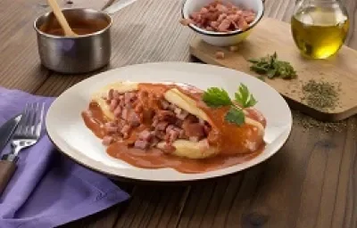 Pechuga rellena de carnes Pechuga rellena de carnes