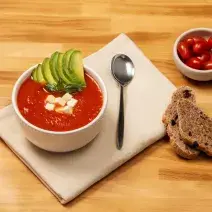 Sopa de tomate asado