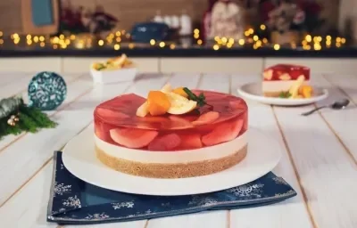 CHEESECAKE de PONCHE preparado con Leche Condensada LA LECHERA® CHEESECAKE de PONCHE preparado con Leche Condensada LA LECHERA®