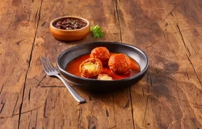 Albóndigas con tocino y queso Albóndigas con tocino y queso