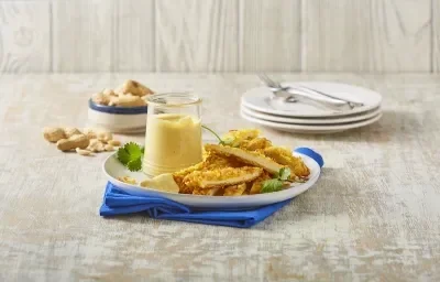 Pollo encocado con aderezo de cacahuate Pollo encocado con aderezo de cacahuate
