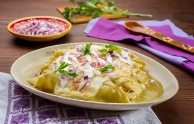 ENCHILADAS SUIZAS DESLACTOSADAS ENCHILADAS SUIZAS DESLACTOSADAS