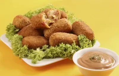 Croquetas de pollo y jamón Croquetas de pollo y jamón