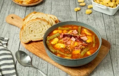 Sopa de Habas Sopa de Habas