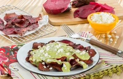 Ensalada de betabel con nuez Ensalada de betabel con nuez