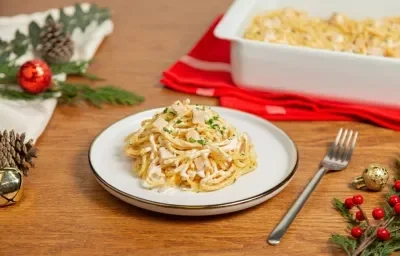 Espagueti Blanco con Jamón y Queso Espagueti Blanco con Jamón y Queso