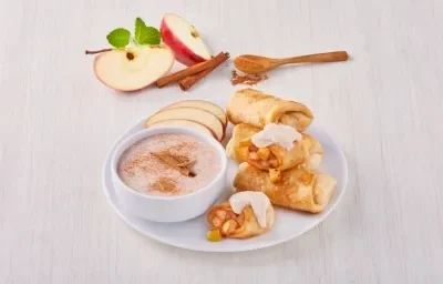 Chimichangas con dip de horchata Chimichangas con dip de horchata