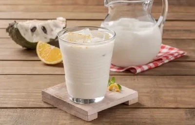 Agua de Guanábana con Naranja Agua de Guanábana con Naranja