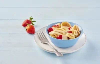 Mini hot cakes con fresas Mini hot cakes con fresas