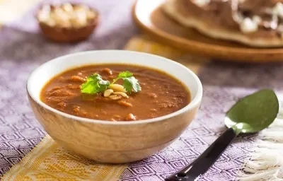 SALSA ENCACAHUATADA