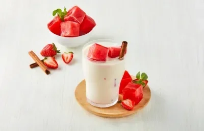 Agua de horchata con fresa Agua de horchata con fresa