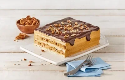 Pastel con mantequilla de dulce de leche Pastel con mantequilla de dulce de leche