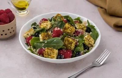 Ensalada de Quinoa y Frambuesa Ensalada de Quinoa y Frambuesa