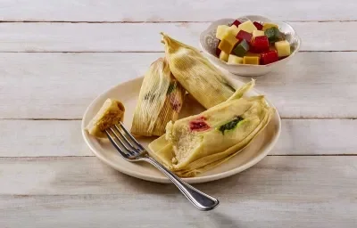 Tamales de ate con queso Tamales de ate con queso
