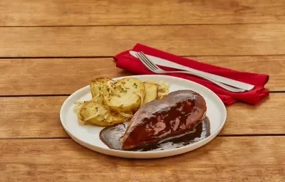 Pechuga de pollo en salsa de tamarindo Pechuga de pollo en salsa de tamarindo