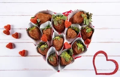 FRESAS PICA preparadas con JUGO MAGGI® FRESAS PICA preparadas con JUGO MAGGI®