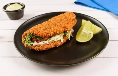 NAKED CRISPY TACO preparado con Media Crema NESTLÉ® NAKED CRISPY TACO preparado con Media Crema NESTLÉ®