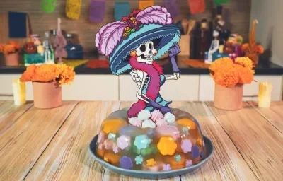 GELATINA de CATRINA preparada con Leche Condesada LA LECHERA® GELATINA de CATRINA preparada con Leche Condesada LA LECHERA®