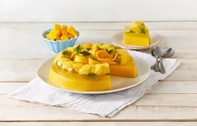 Gelatina de mango y albahaca