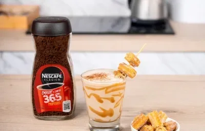 CAFÉ CHURRO preparado con Café 100% Puro Soluble NESCAFÉ® CLÁSICO® CAFÉ CHURRO preparado con Café 100% Puro Soluble NESCAFÉ® CLÁSICO®