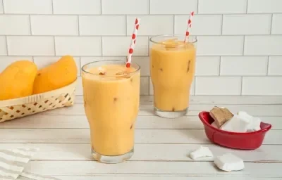 Agua de coco con mango Agua de coco con mango