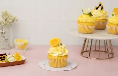 Cupcakes con Flores Amarillas