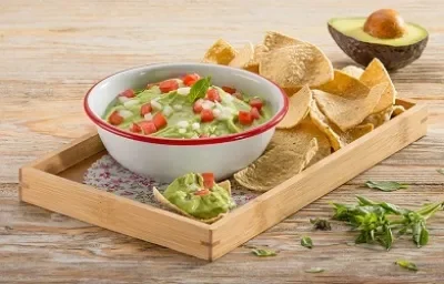 Guacamole cítrico con albahaca Guacamole cítrico con albahaca