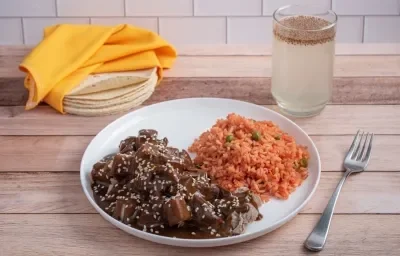 Mollejas de Pollo con Mole Mollejas de Pollo con Mole