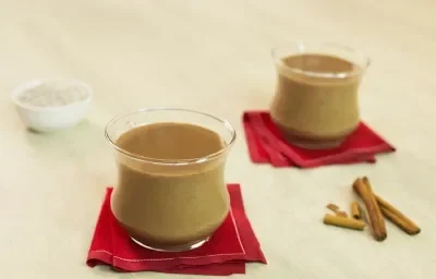 Atole de pinole con chocolate Atole de pinole con chocolate