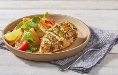 Pechuga rellena de calabacitas, elote y panela
