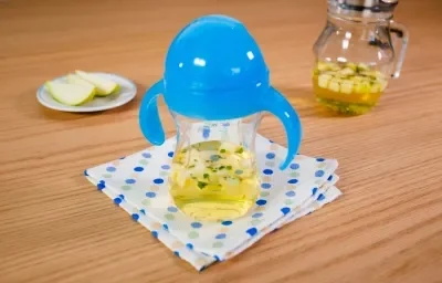 Juguito de pera con hierbabuena