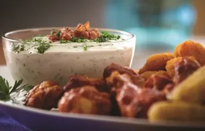 DIP DE TOCINO Y PEREJIL DIP DE TOCINO Y PEREJIL