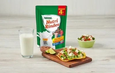 Tostadas de Ensalada de Nopales Tostadas de Ensalada de Nopales