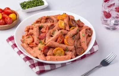 Pasta con Salsa de Tomate y Queso Pasta con Salsa de Tomate y Queso