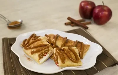Rollitos de manzana con dulce de leche