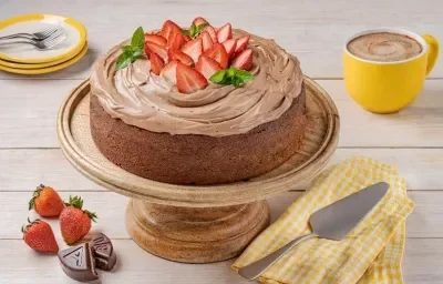 Pastel de Chocolate con Fresas Pastel de Chocolate con Fresas