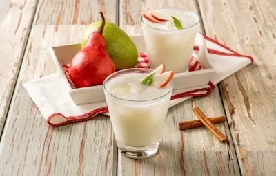 Agua de Pera con Canela
