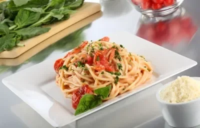 espagueti cremoso con jitomate