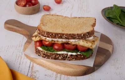 Sándwich de Queso a la Leña Sándwich de Queso a la Leña