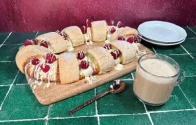Rosca de Reyes con Chocolate y Frambuesas Rosca de Reyes con Chocolate y Frambuesas