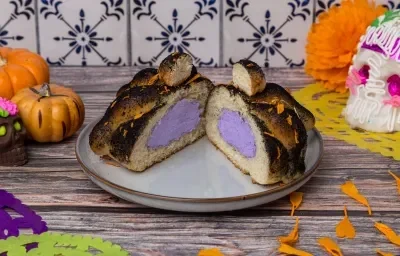 Pan de Muerto Negro Pan de Muerto Negro