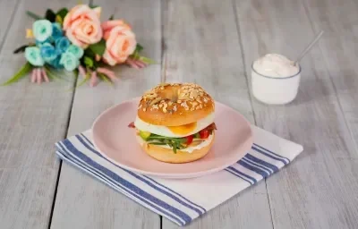 Bagel brunch