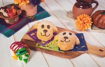 DOGGY MUERTOS preparados con CARNATION® CLAVEL® DOGGY MUERTOS preparados con CARNATION® CLAVEL®